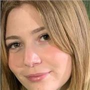 Studentessa di Scienze Giuridiche offre aiuto compiti a bambini delle elementari e ragazzi delle medie